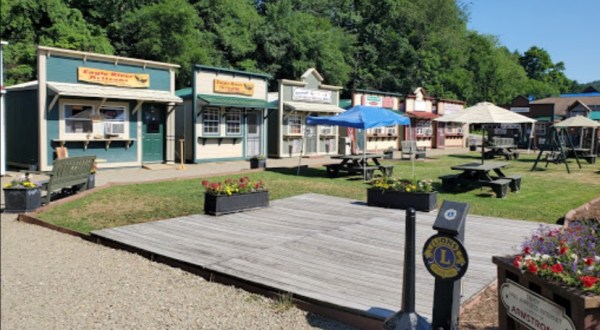 This Charming Little Town In Pennsylvania Is The Perfect Place To Get Away From It All