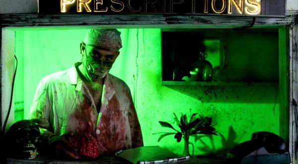 Wander Through 25 Terrifyingly Fun Rooms At The Dead Factory Haunted House In Missouri