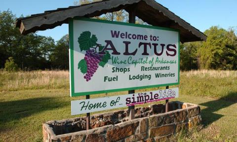 One Of The Most Unique Towns In America, Altus Is Perfect For A Day Trip In Arkansas
