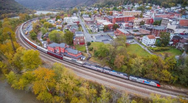 With Attractions Galore, The Small Town Of Hinton, West Virginia Is Perfect For A Family Getaway