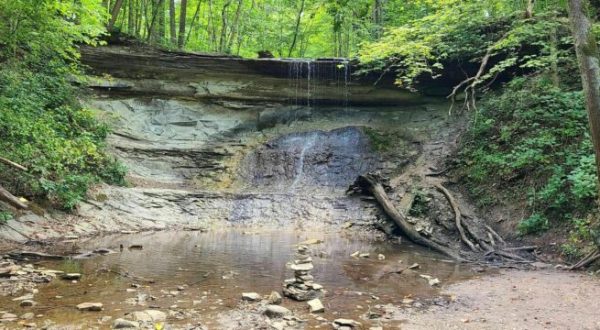 Escape To A Waterfall And Stunning Lake Views On Indiana’s Kokiwanee Nature Preserve Trail