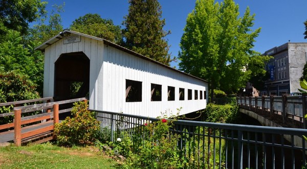 The Covered Bridge Capital Of The West Is In This Beautiful Oregon Town