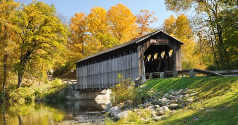 Here Are 4 Of The Most Beautiful Covered Bridges To Explore Around Detroit This Fall