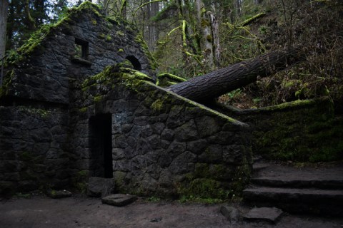 A Mysterious Woodland Trail In Oregon Will Take You To The Original Witch's Castle Ruins