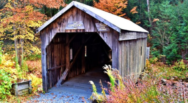 Here Are 9 Of The Most Beautiful New York Covered Bridges To Explore This Fall