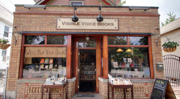 Sip Wine While You Read At This One-Of-A-Kind Bookstore Bar In Ohio