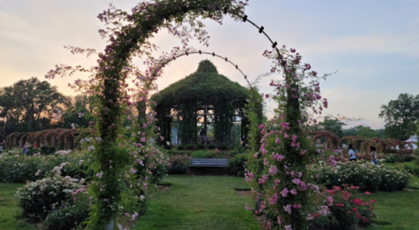 These 8 Magical Places In Connecticut Will Make You Feel Like You Entered A Fairy Tale