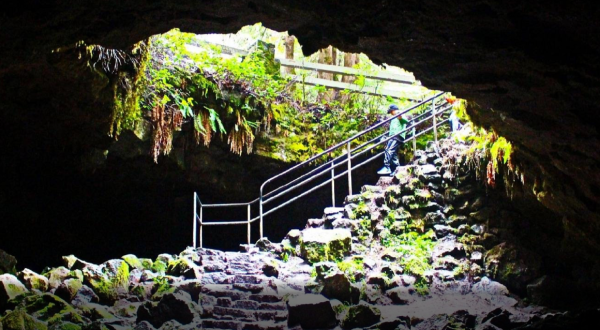 Hike Through Ape Cave Lava Tube In Washington For An Incredible Underground Adventure