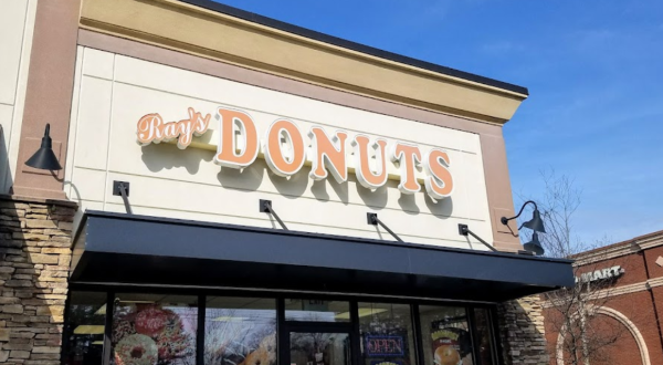 Ray’s Donuts In Georgia Is An Unassuming Spot With Gargantuan Breakfast Sandwiches