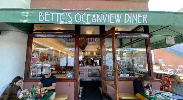 Bette’s Oceanview Diner Is A Landmark Eatery In Northern California Famous For Its Soufflé Pancakes