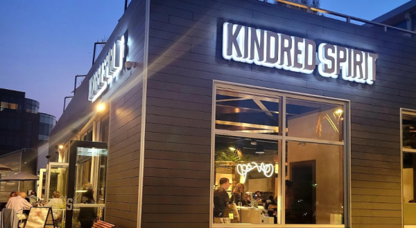 West Coast-Inspired Flavors Abound At Kindred Spirit In Greater Cleveland