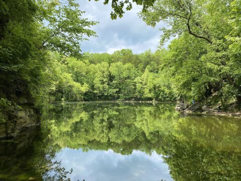 A Mysterious Woodland Trail Near Nashville Will Take You To A Hidden Lake
