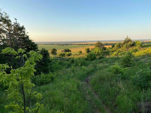 A Mysterious Woodland Trail In Kansas Will Take You To The Original Coronado Heights Ruins