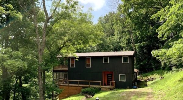 Wake Up On Top Of A Mountain At This Lost River Airbnb In West Virginia