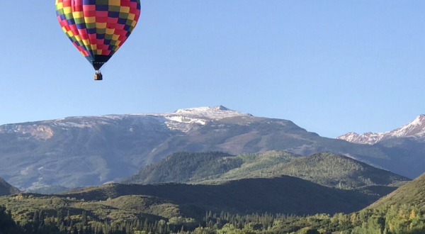 See Colorado From High In The Sky Via These 2 Award-Winning Hot Air Balloon Rides