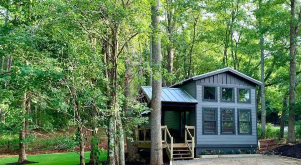 An Overnight Stay At This Secluded Cabin In South Carolina Costs Less Than $100 A Night And Will Completely Relax You