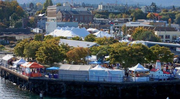 Washington’s Favorite Seafood Festival Is Back, And Admission Is Free
