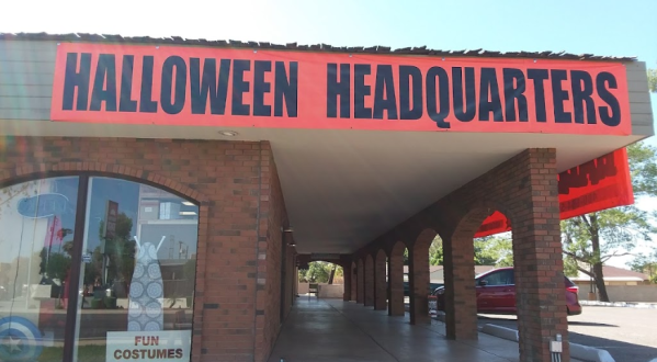 The Epic Halloween Store In Arizona That Gets Better Year After Year