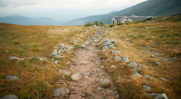 The Lake of the Clouds Hut Trail In New Hampshire Was Named One Of The Scariest Haunted Hikes In The U.S.