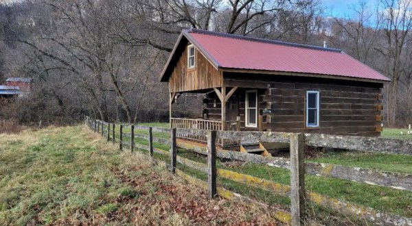 An Overnight Stay At This Secluded Cabin In Wisconsin Costs Less Than $100 A Night And Will Take You Back In Time