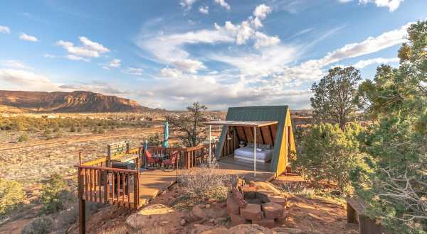 This Stunning Utah AirBnB Comes With A Movable Wall For Taking In The Gorgeous Views