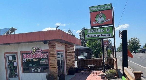 Visit These Three Restaurants In Bend, Oregon, That Were Recently Featured On “Diners, Drive-Ins and Dives”