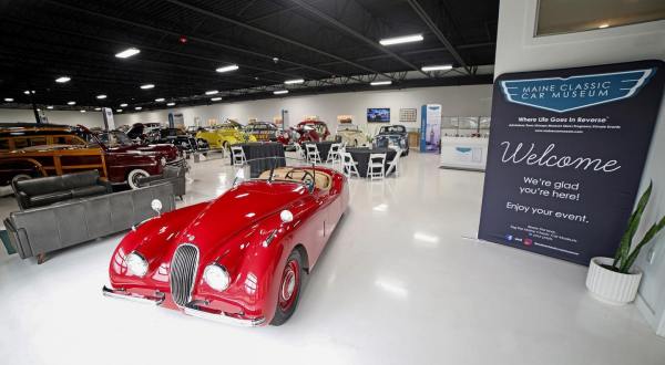 There’s A Classic Car Museum Hidden In Maine And Visiting Is A Trip Down Memory Lane