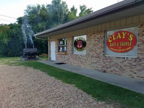 Much More Than A Bait Shop, Clay’s House Of Pig In Mississippi Serves Up BBQ That’s Sure To Hit The Spot