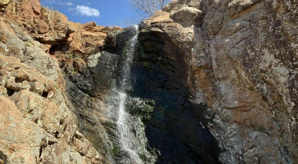 Take A Magical Waterfall Hike In Oklahoma To Post Oak Falls