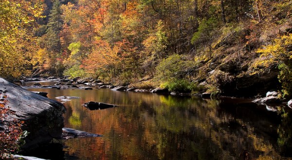 Fall Is The Perfect Time To Visit This Historic Mountain Town In Tennessee