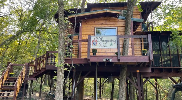Be Prepared To Be Wowed When You Stay At This Unique Treehouse Cabin In Kansas