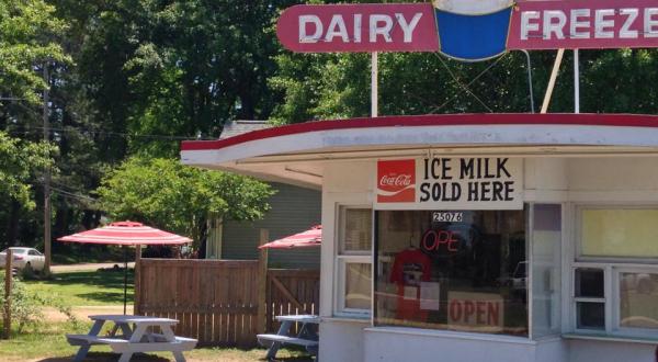 A Tiny Mississippi Restaurant, Dairy Freeze Serves Up Heaping Helpings Of Nostalgia