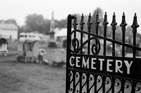 The Story Behind This Haunted Cemetery In Pennsylvania Will Chill You To The Bone