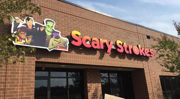 A Spooky-Themed Entertainment Center Full Of Family Fun, Scary Strokes In Maryland Is a Must-Visit