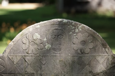 The Hauntingly Beautiful Chester Village Cemetery In New Hampshire Has A Fascinating History