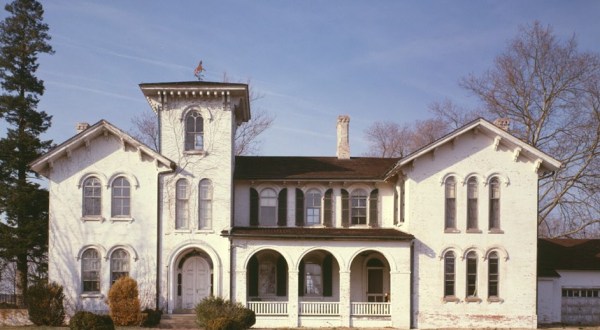 A Tour Of The Ross Mansion In Delaware Will Transport You To The Past