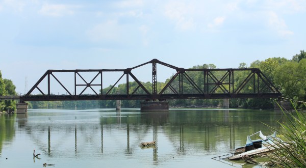 This Old Railroad Bridge Is The Last Of Its Kind In Texas