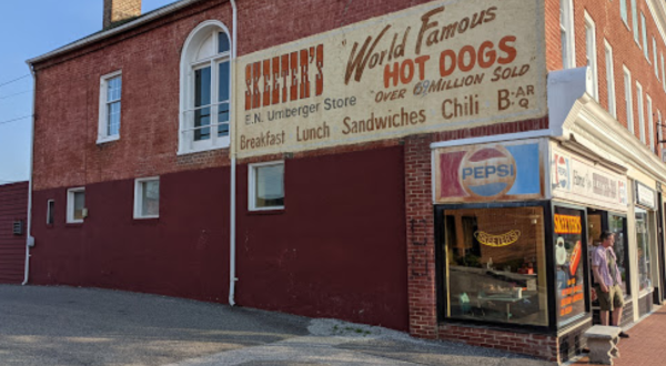 This Unsuspecting Virginia Eatery Has Been Serving Up World Famous Hot Dogs Since 1925