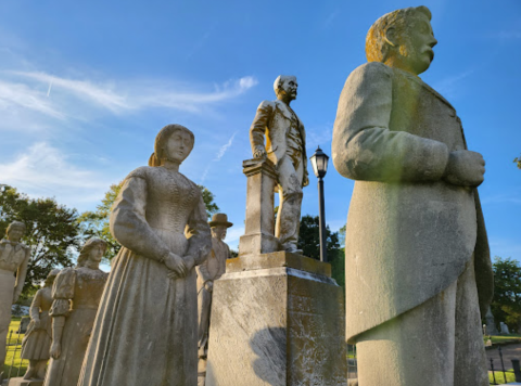 Forget Ghosts, The Wooldridge Monuments Are The Most Haunting Thing You'll See In Kentucky's Maplewood Cemetery