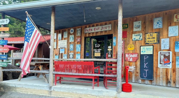 The Down-Home Barbecue At Papa Kayjoe’s Barbecue In Tennessee Is One Of The State’s Best Hidden Gems