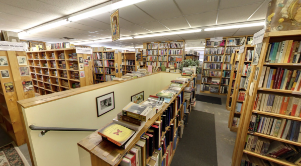 Midway Books, An Enormous Warehouse Of Used Books In Minnesota, Will Be Your New Favorite Destination