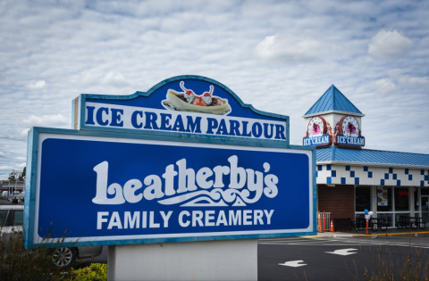 Over 30 Different Ice Cream Flavors Await You At Leatherby's Family Creamery In Utah