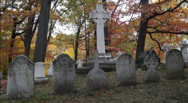 The Mount Hope Cemetery Is One Of New York’s Spookiest Cemeteries