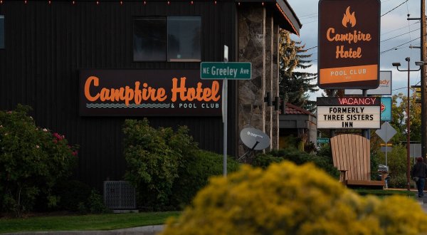 Enjoy Craft Cocktails And Retro Accommodations At Campfire Hotel & Pool Club In Bend, Oregon