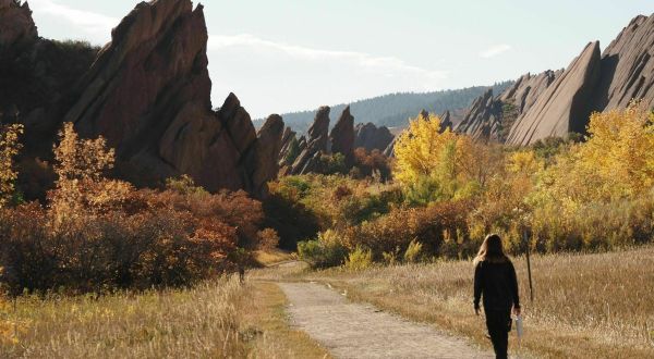 This Easy Fall Hike In Colorado Is Just Two Miles And You’ll Love Every Step You Take