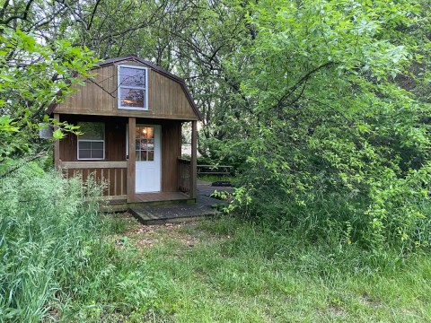An Overnight Stay At This Secluded Cabin In Kansas Costs Less Than $100 A Night And Will Take You Back In Time