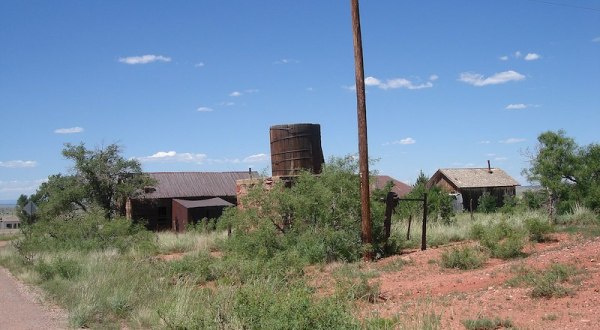 The New Mexico Ghost Town That’s Perfect For An Autumn Day Trip