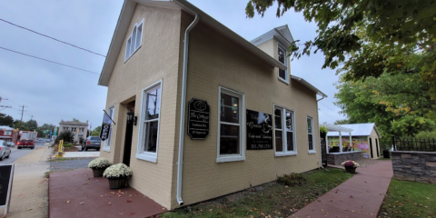 An 1800s-Era Doctor's Cottage In Petersburg, West Virginia Is Now A Delightful Cafe Bakery