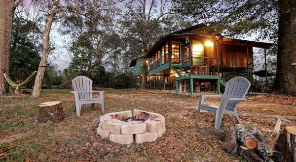 The Peace Of Soul Treehouse Near The Bogue Chitto River In Louisiana Lets You Glamp In Style