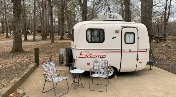 The Scamp Camper Is A Tiny Airbnb In Mississippi That’s Bound To Make A Big Impression     